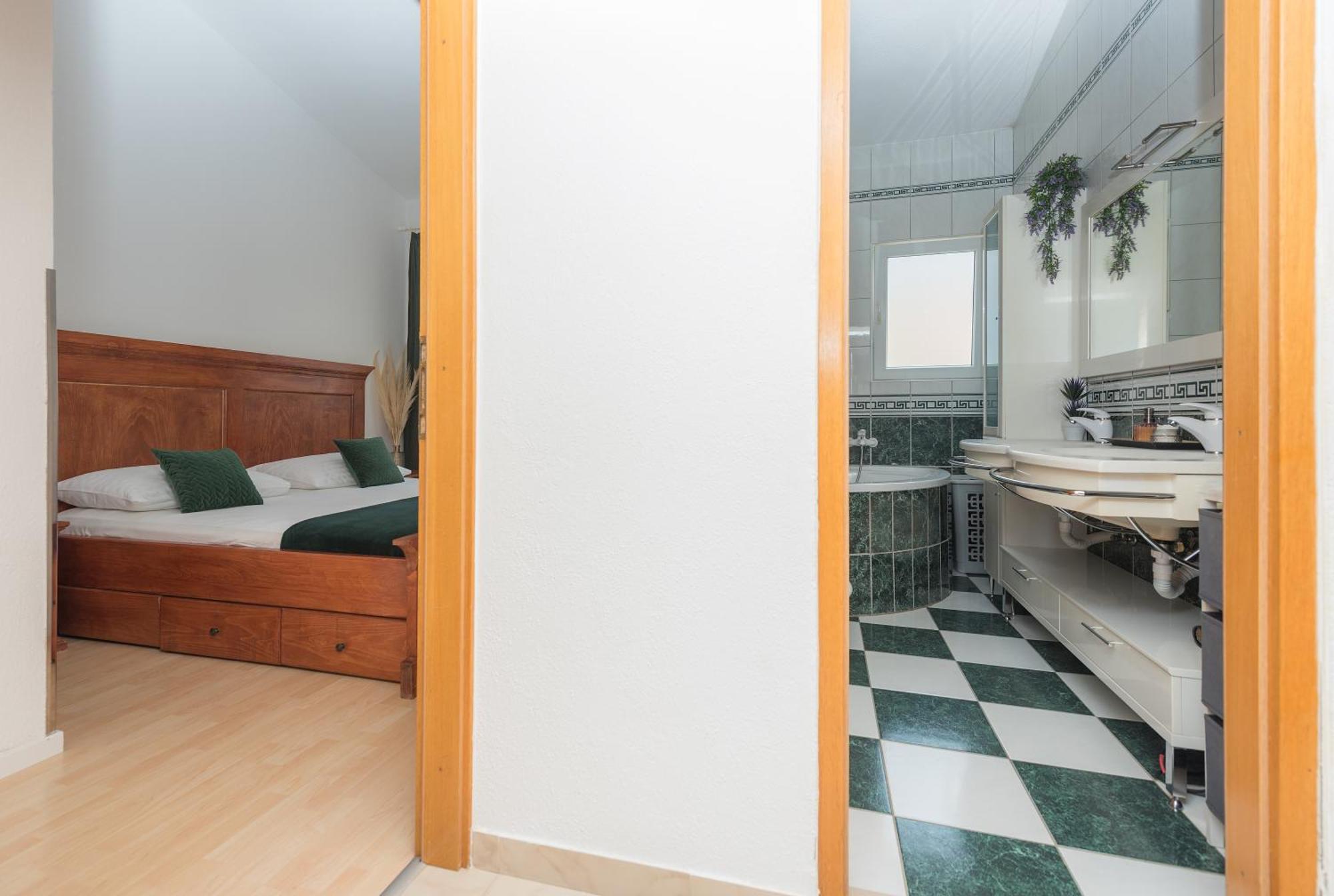 Apartman Filipovic Makarska Exterior foto
